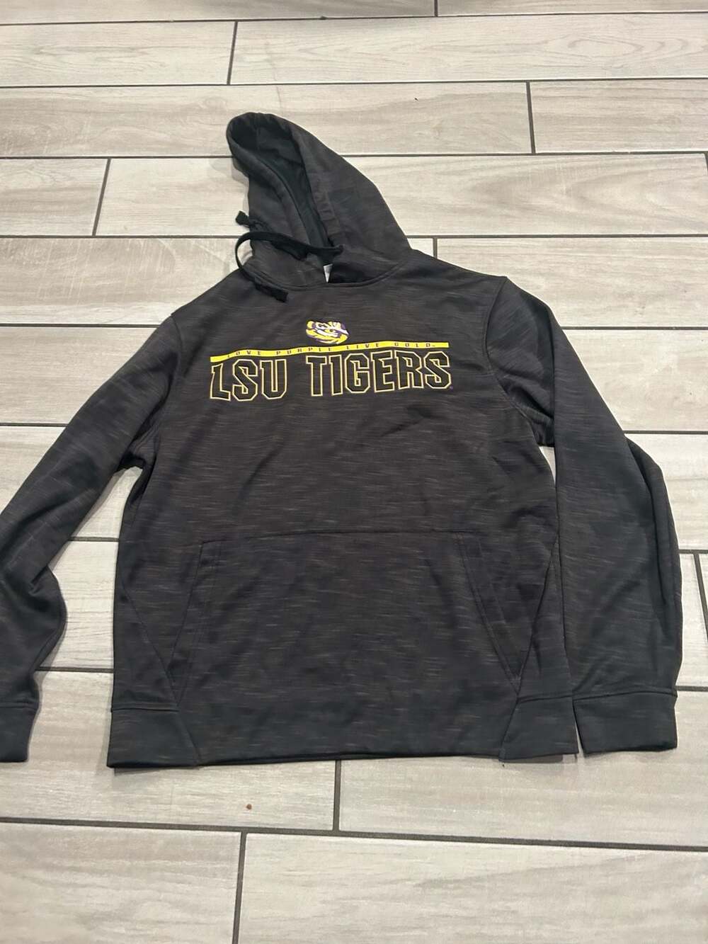 Captivating Apparel LSU Tigers Hoodie Size M Black Heather Pullover Sweatshirt